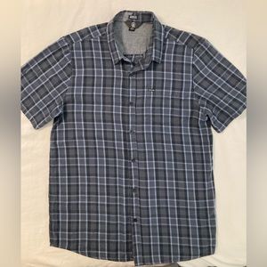Volcom button up short sleeve shirt, modern fit, size-XL